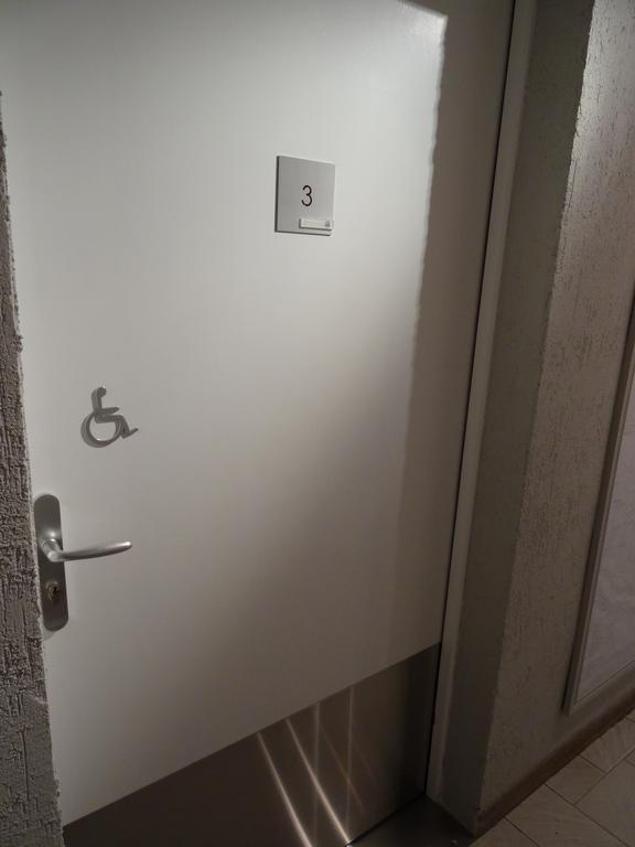 Hotel Prado Avec Parking - Proche Zenith Тулуза Екстериор снимка