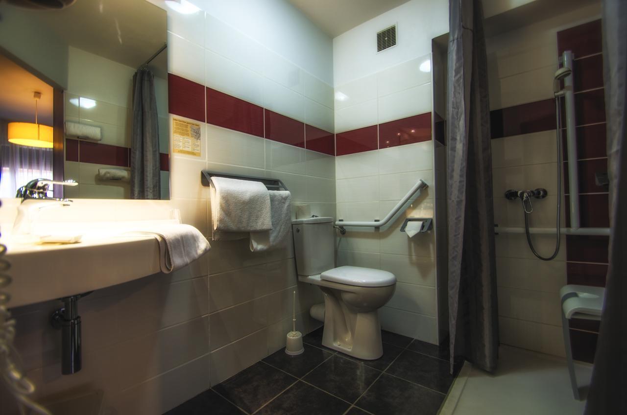 Hotel Prado Avec Parking - Proche Zenith Тулуза Екстериор снимка