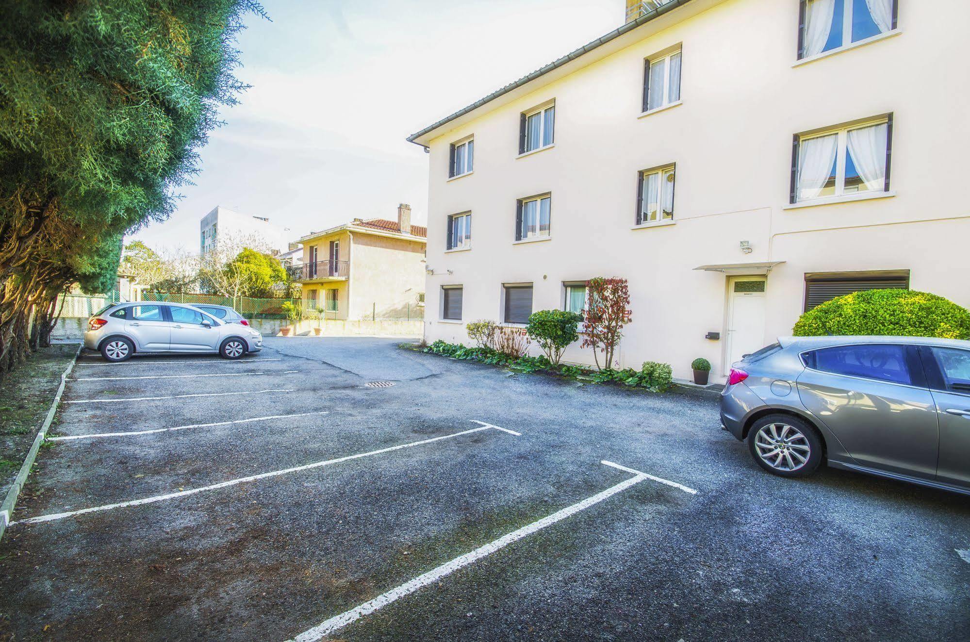 Hotel Prado Avec Parking - Proche Zenith Тулуза Екстериор снимка